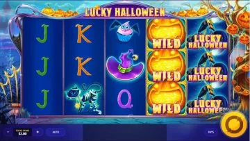 Lucky_Halloween_2